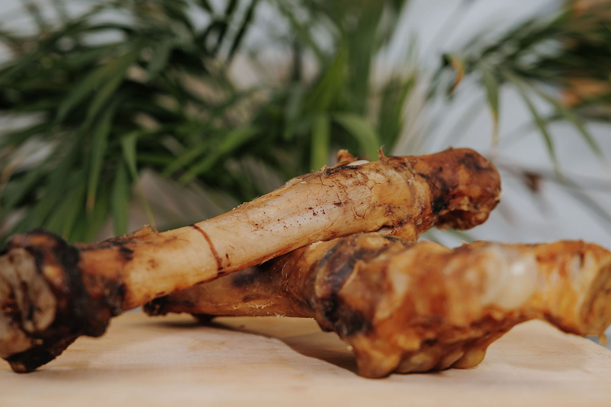 beef shin bones for dogs, long lasting dog chews, natural dental bones, Large beef shin bones for dogs